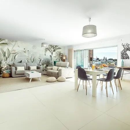 Penthouse Isabela Vistamar - Rooftop & Jacuzzi Apartman *