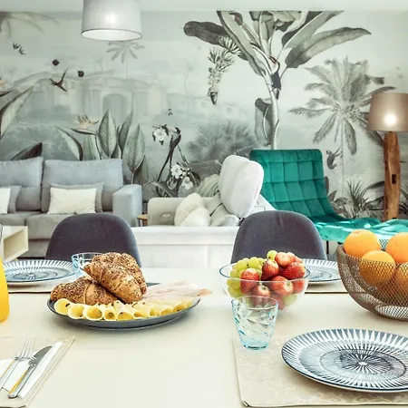 Penthouse Isabela Vistamar - Rooftop & Jacuzzi 아파트